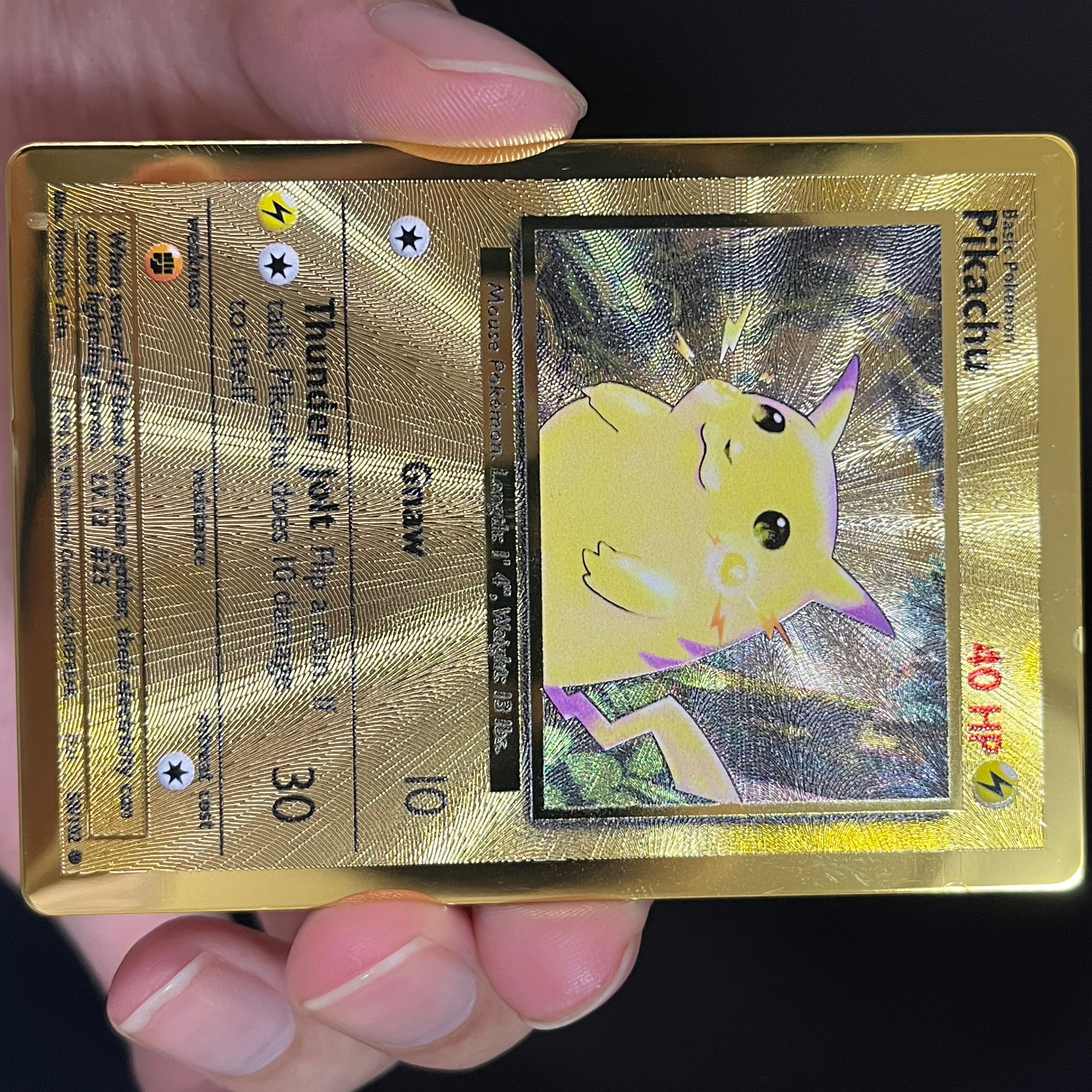 ポケモンカードピカチュウ海外版メタルカード 1枚の通販 ジミン
