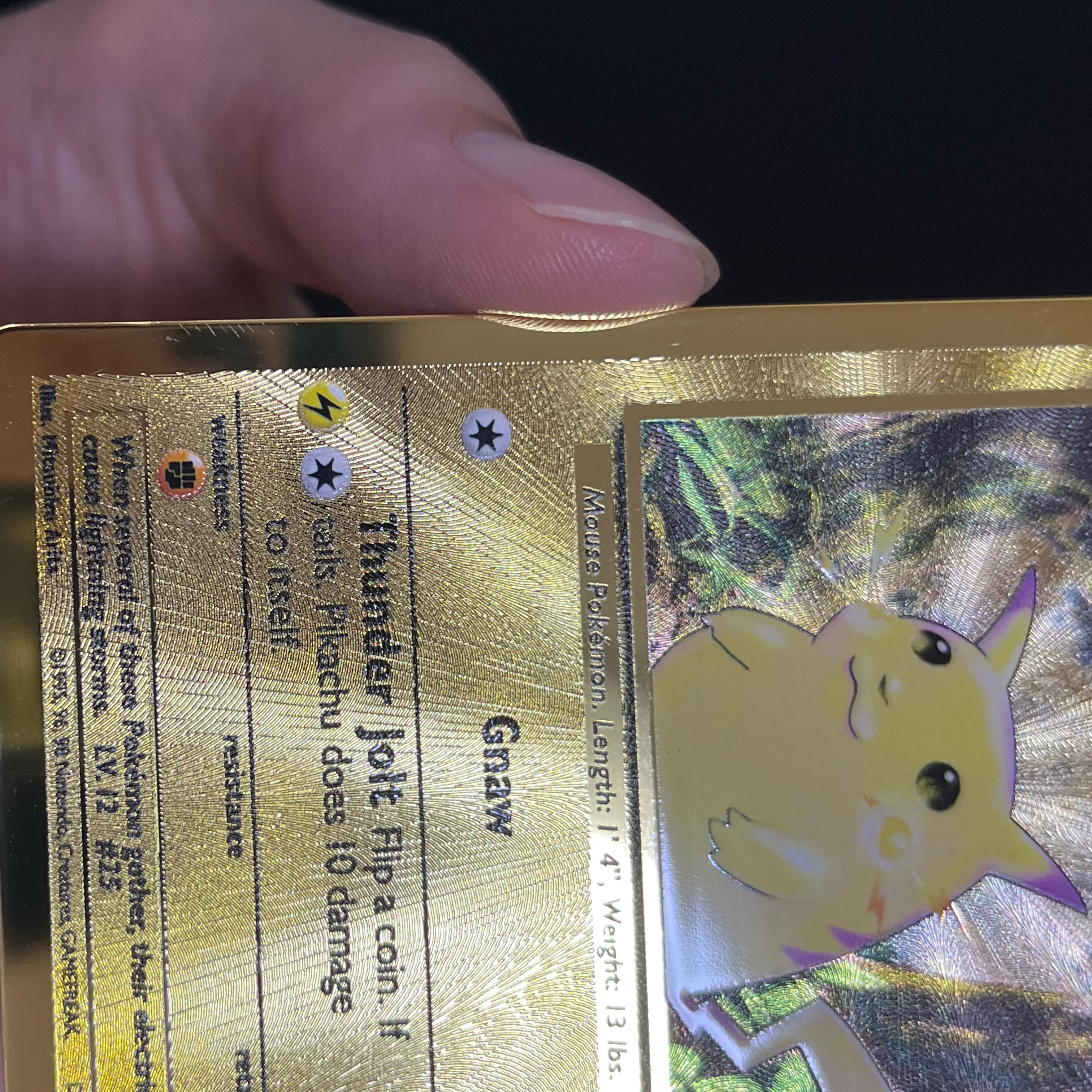 ポケモンカードピカチュウ海外版メタルカード 1枚の通販 ジミン