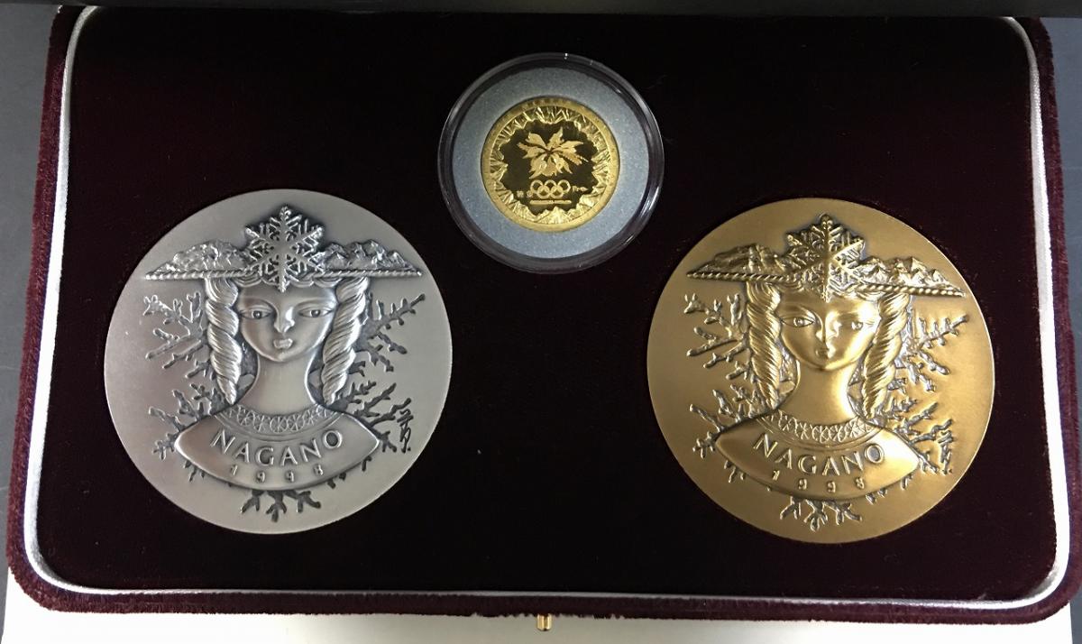1998長野オリンピック ピンバッジ/希少 招致25mm金 1998長野