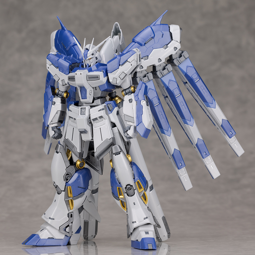 RG 1/144 νガンダム (チタニウムフィニッシュ) RG 1/144 ガンダム