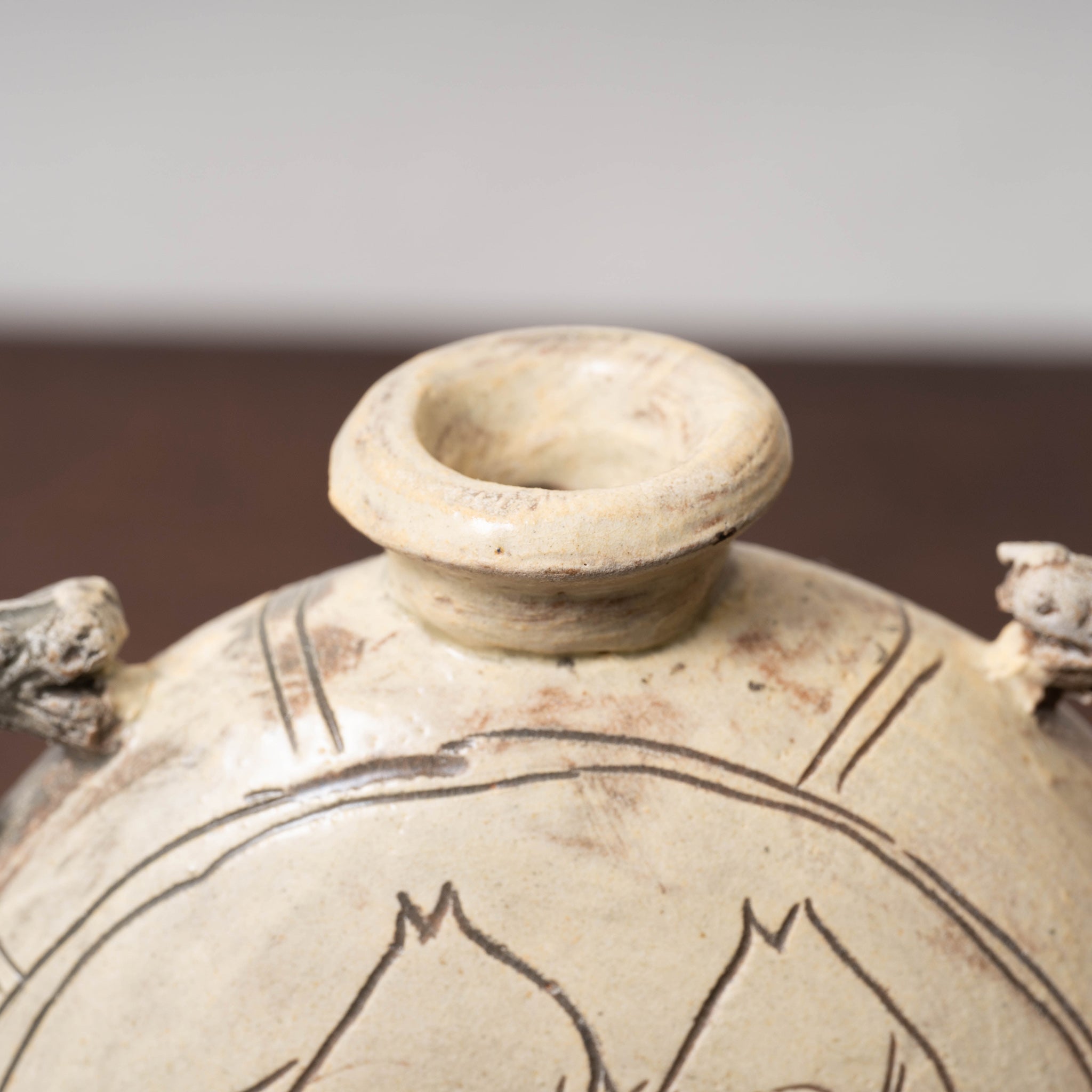 NO406 粉青沙器 魚絵壺 韓国陶器 NO406 粉青沙器 魚