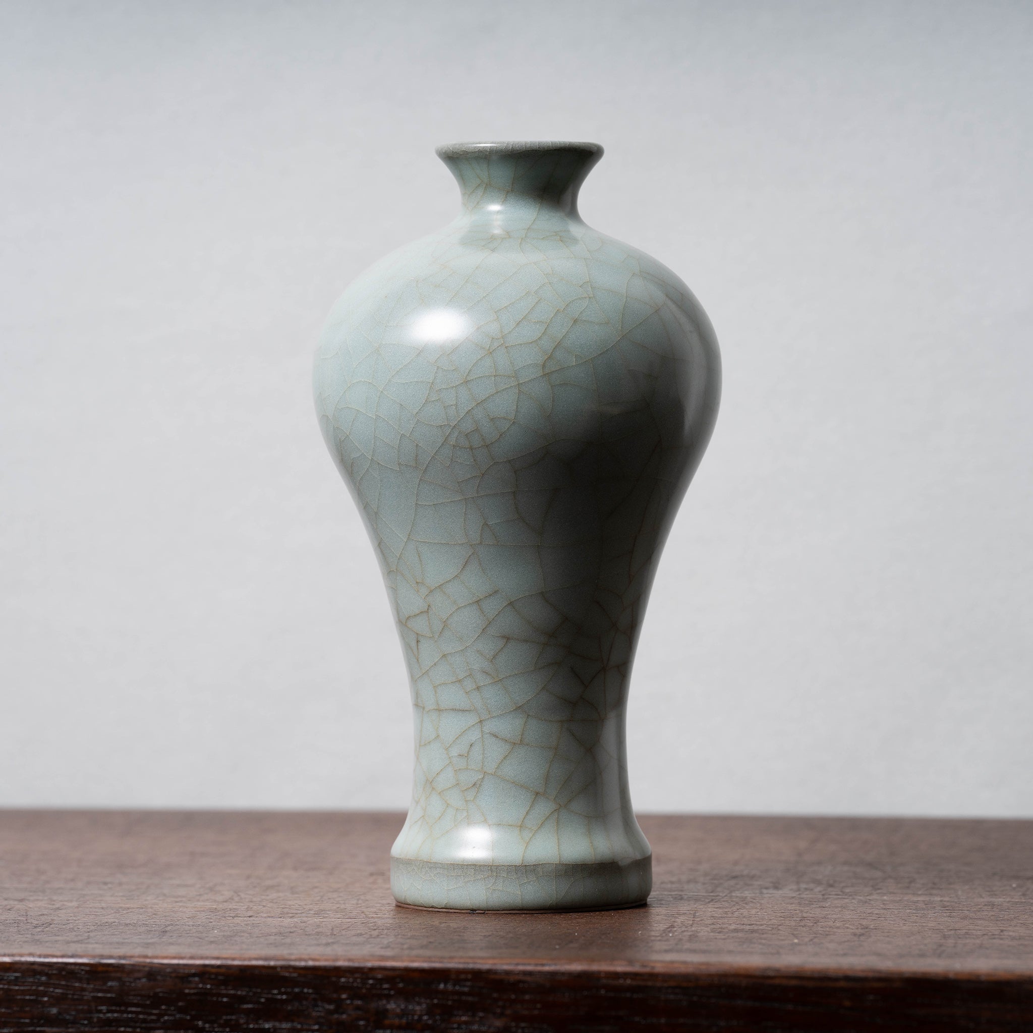 心】高麗時代 官窯 高麗青磁白黒象嵌草花文梅瓶