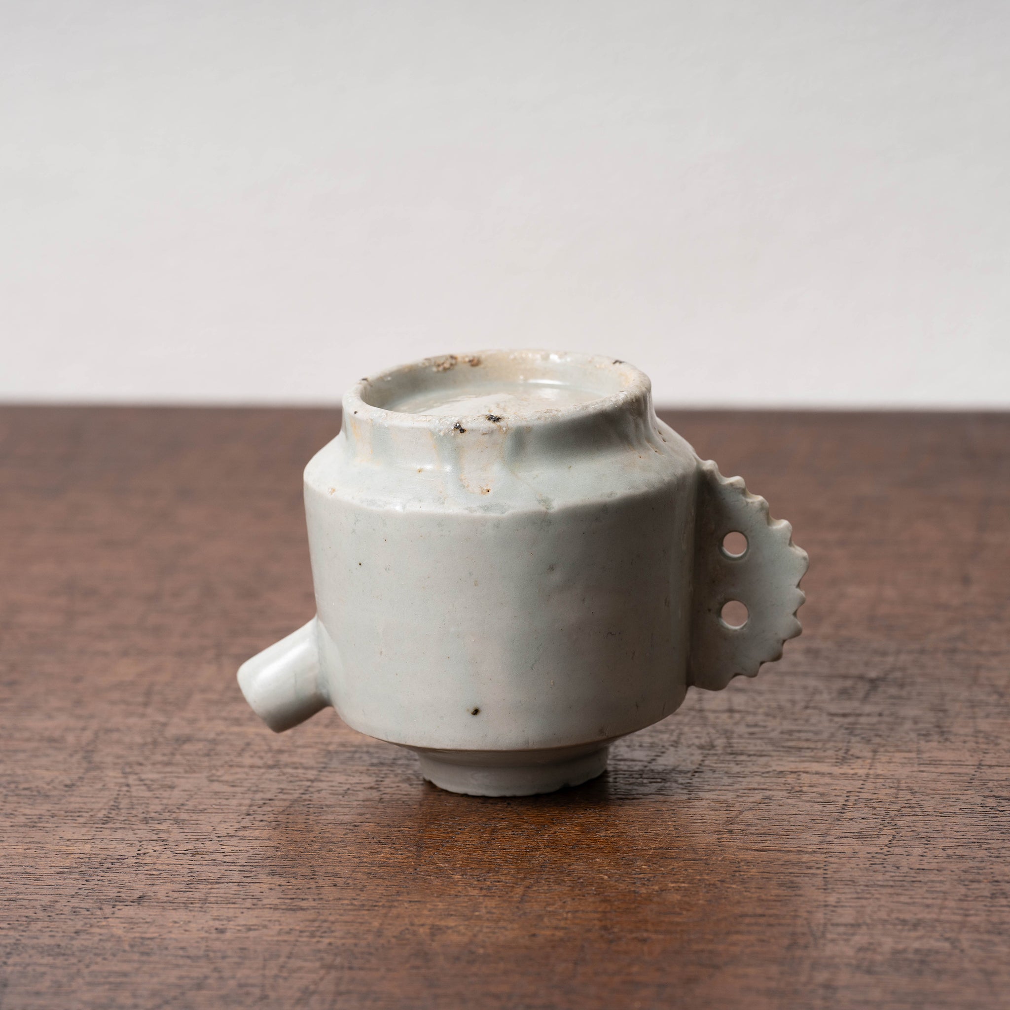 李朝水注 Korean Lee Dynasty White Glazed Jar 李朝白磁壺 | Dai Ichi