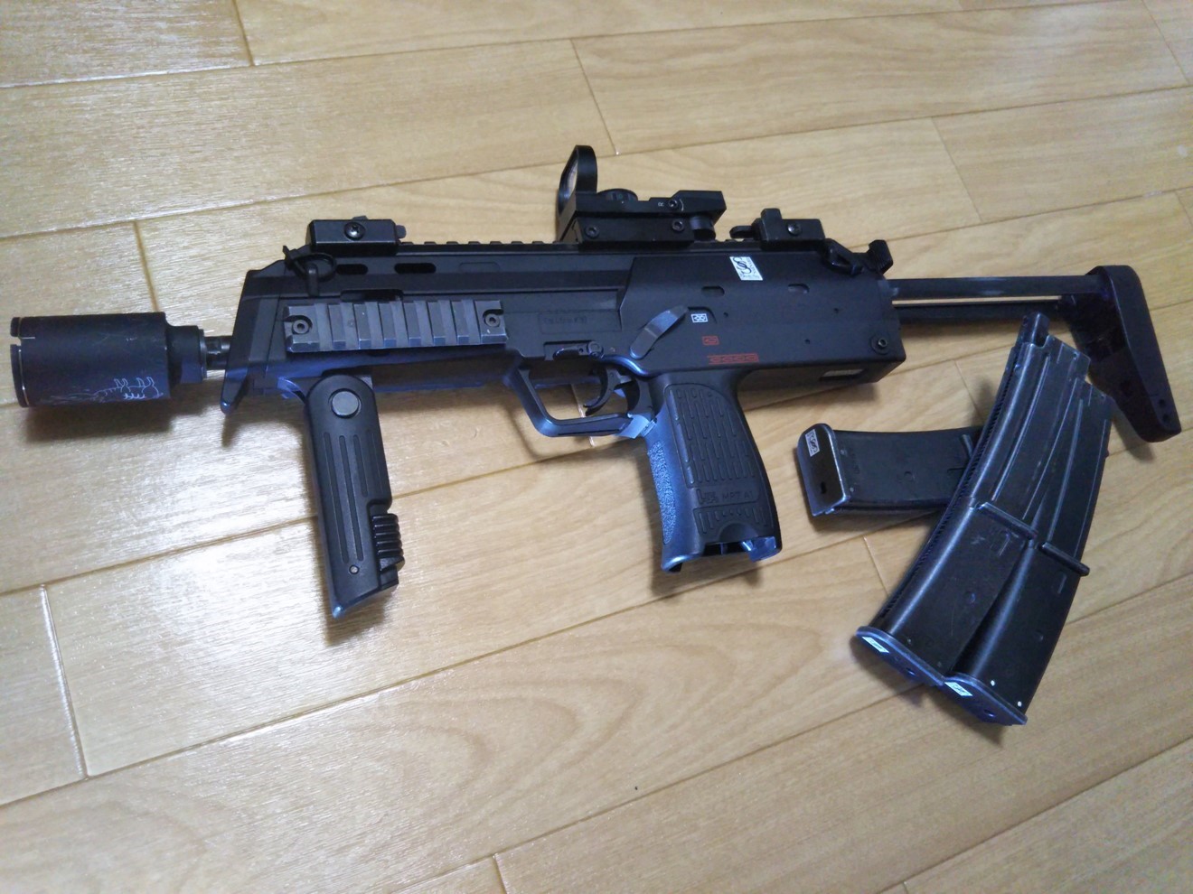 マルイMP7 フル装備 マルイMP7 フル装備
