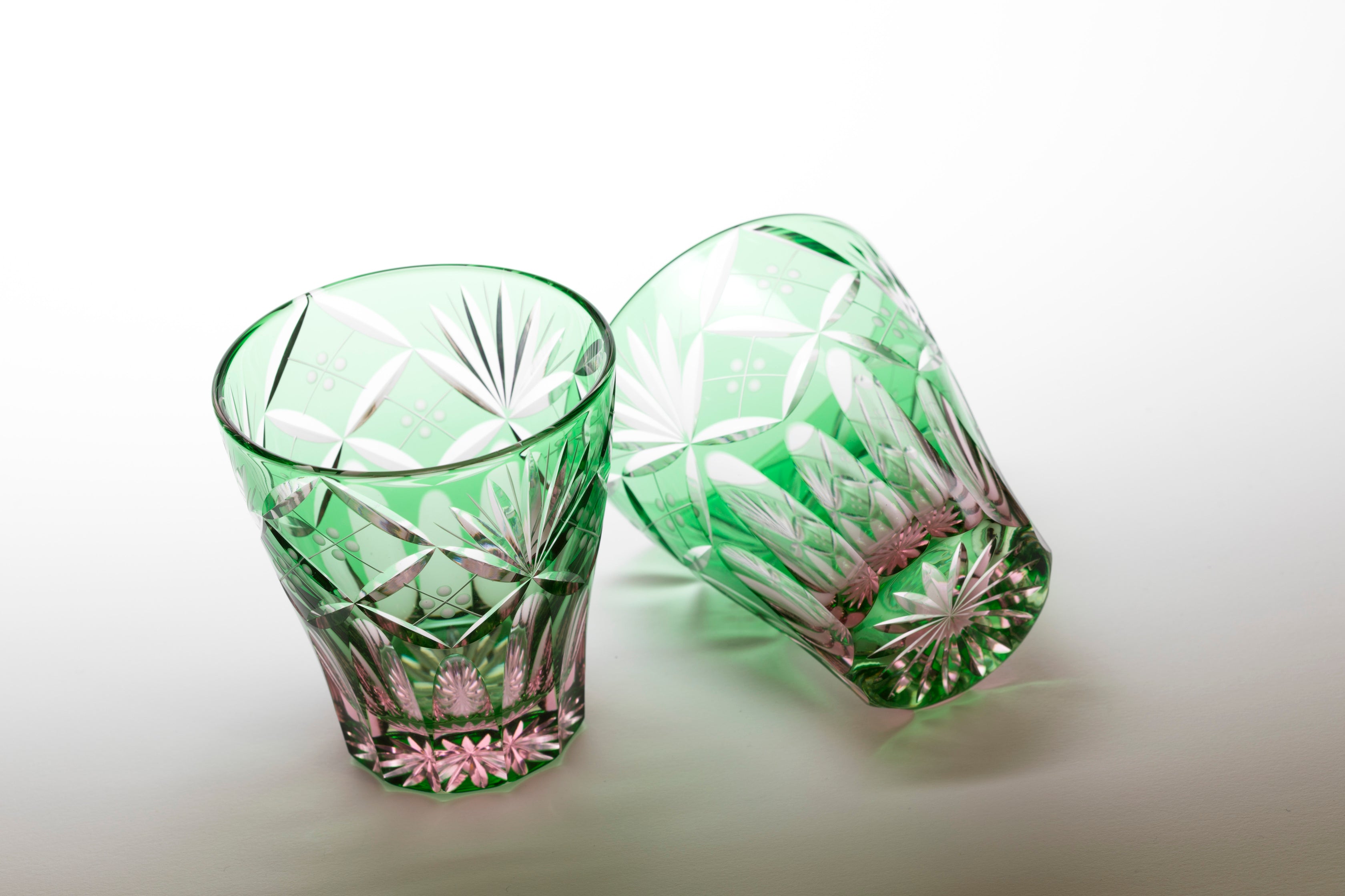 色被せ切子 クリスタル製 浅鉢/向付切琥珀色に緑色被せ 色