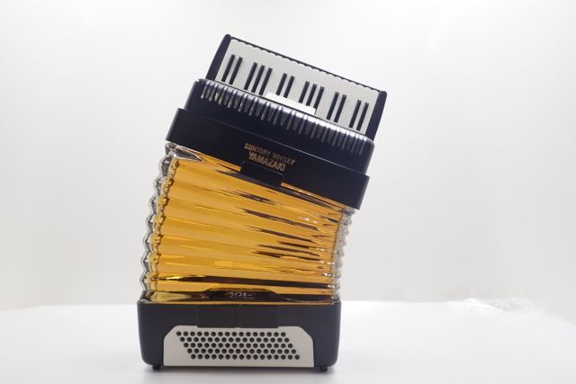 サントリー ウイスキー 楽器ボトル グランドピアノ型 高価買取中