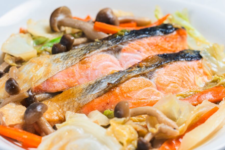 北海道の伝統的漁師料理＜ちゃんちゃん焼き＞は家庭でも簡単 サケ以外