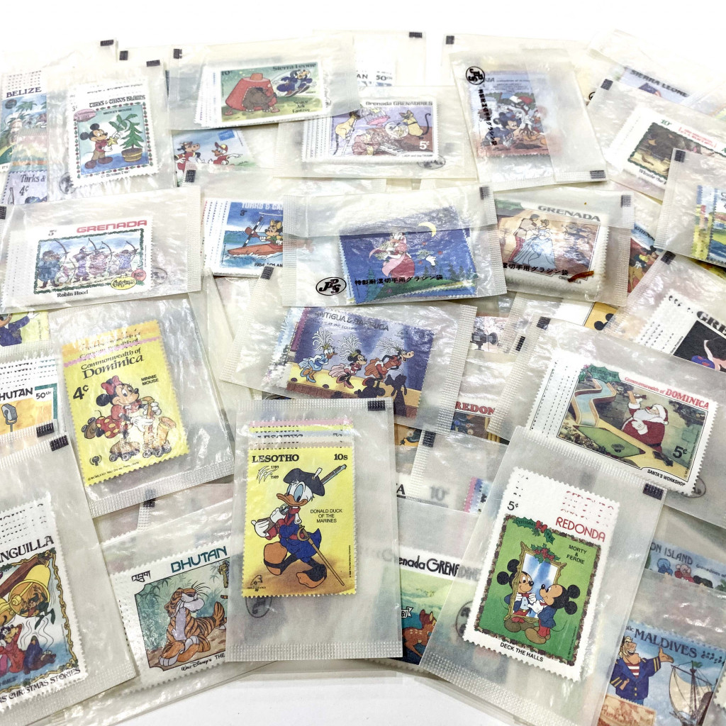 2149 外国切手 ディズニー 切手シリーズ 8セット未使用品 2149 外国