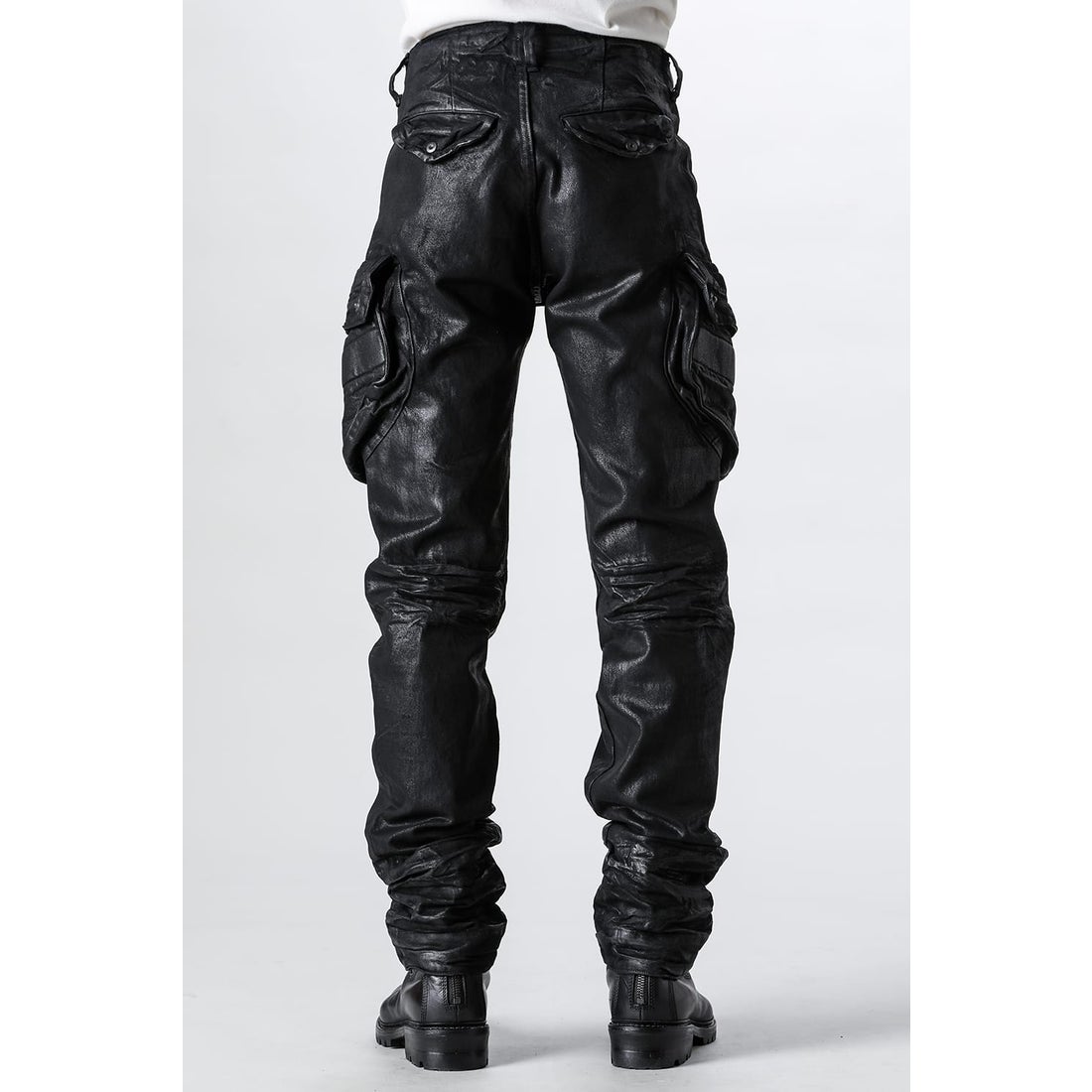 ユリウス JULIUS 12oz Coated Denim Tapered Gasmask Cargo Pants