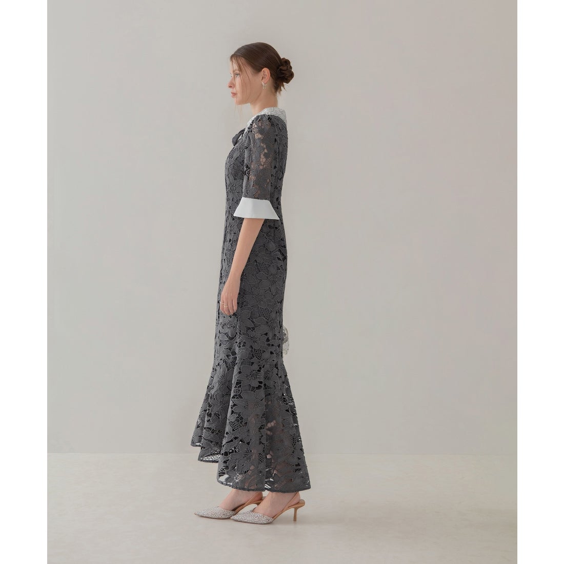 レジャ Leja パールカラーボウタイフラワーレースフィッシュテール