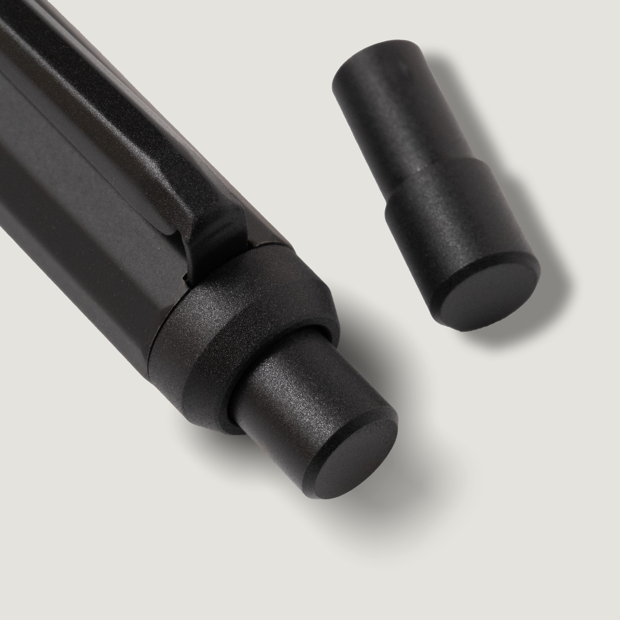 高級シャープペン GRAVIUM｜重いのに軽快、実用性MAX / SEASAR