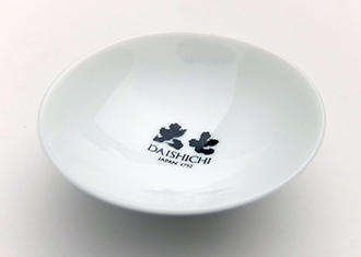 ぐい呑・盃】香山 平盃 酒器・お猪口 R0950U2 ぐい呑・盃】香山 平盃