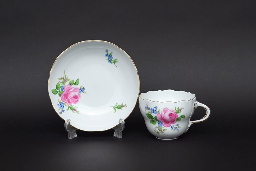 マイセン ピンクローズと忘れな草 兼用カップ＆ソーサーを買い取りまし