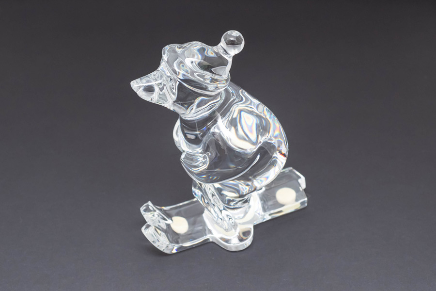 バカラ「スキーイングベア」