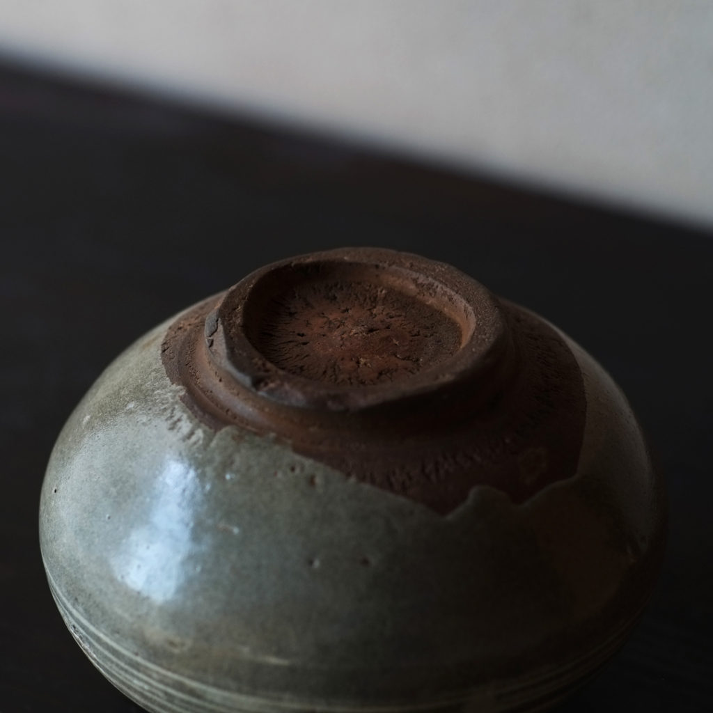 李氏朝鮮 粉青象嵌塩笥壺 | 骨董と詩学 Antique & Poetics | 蛇韻律