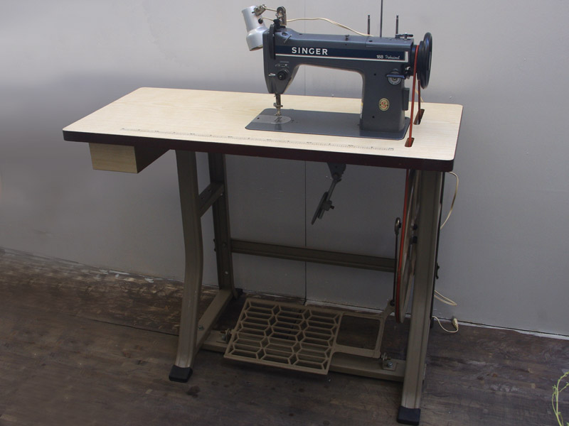 No.678 SINGER 188 professional シンガー製 職業用足踏みミシン