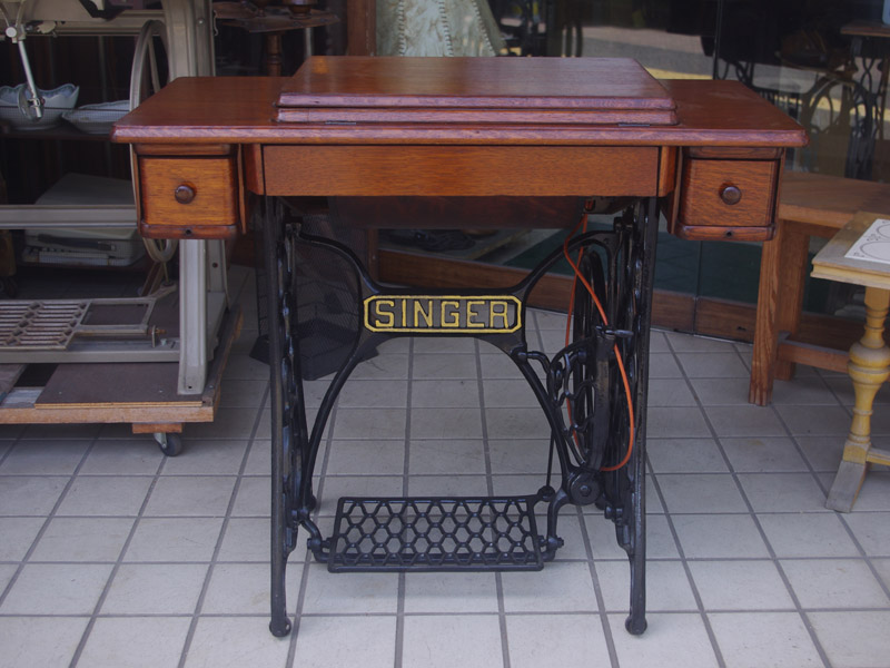 アンティークミシン脚テーブル 【MITSUI】 足踏みミシン 網目 レトロ