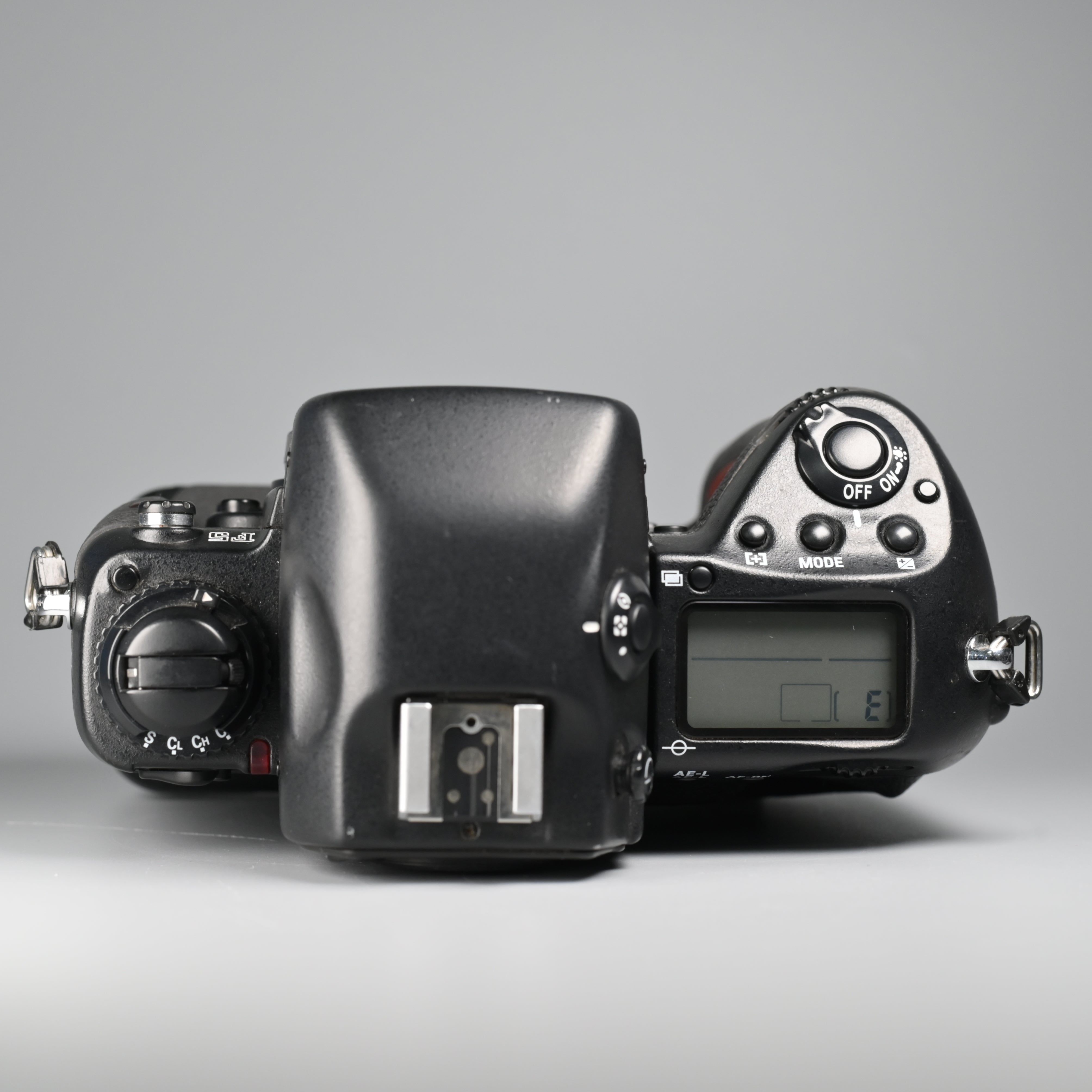 Nikon F5 Body Only – SHOWA