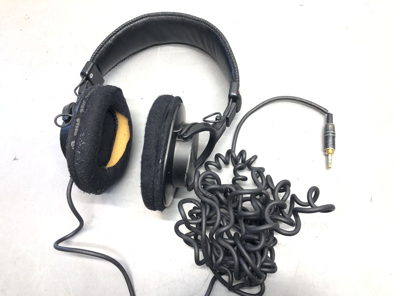 SONY MDR-7506 ステレオヘッドホン | VIVID Online Shop