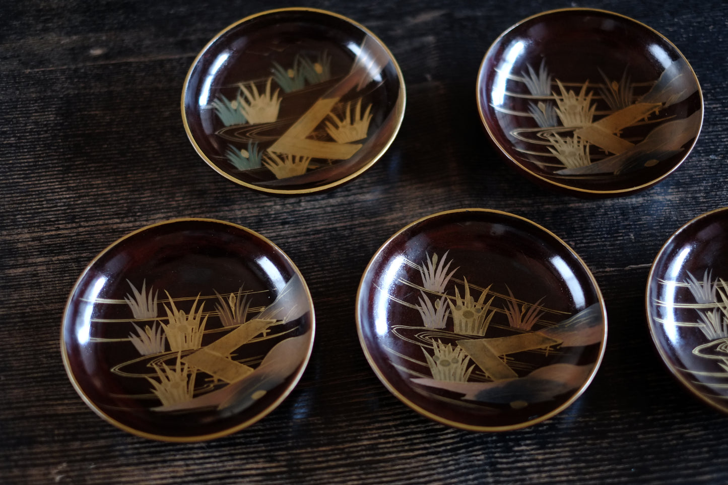 時代 八つ橋図金蒔絵 縁金溜塗 菓子皿 5客セット (明治期頃) – 逢季荘