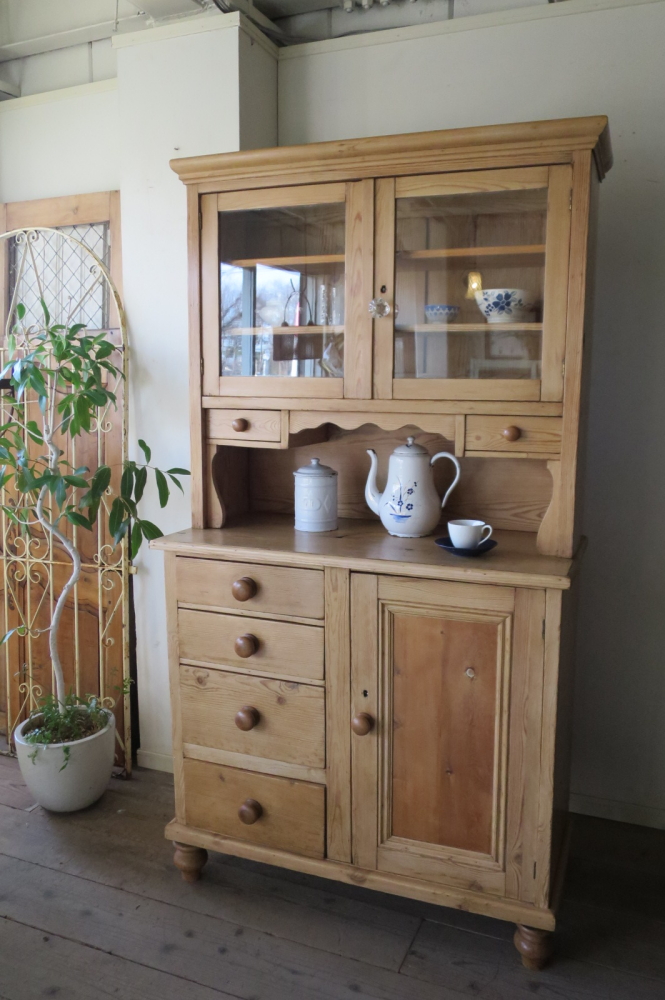 イギリスアンティーク カップボード キッチンキャビネット オールド