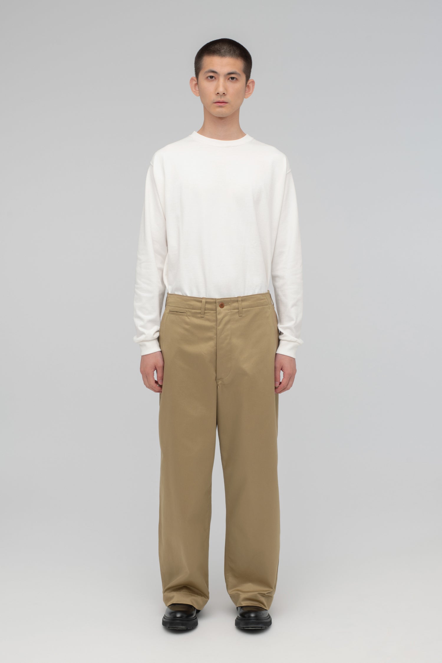 Weapon Chino Cloth Pants (45khaki) – CIOTA Online Shop