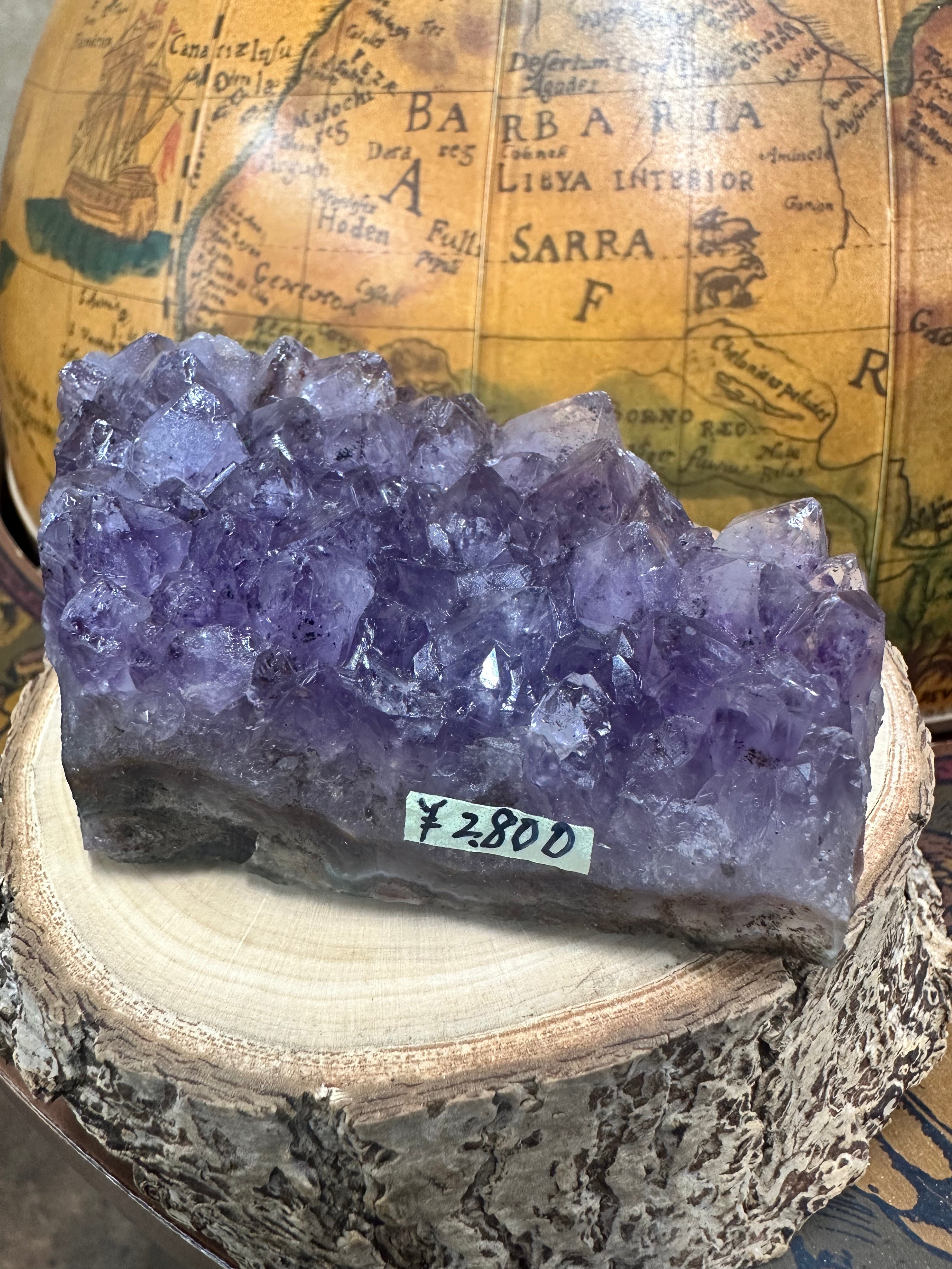 ブラジル産 アメジスト クラスター （ブラジル産） 台付 No.354