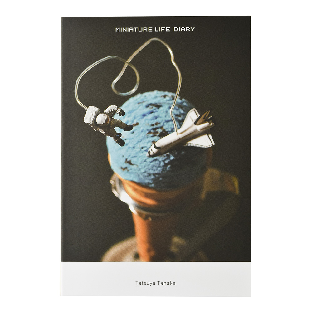 MINIATURE LIFE DIARY A6 地球 R4112 | 2026年版手帳 | 手帳