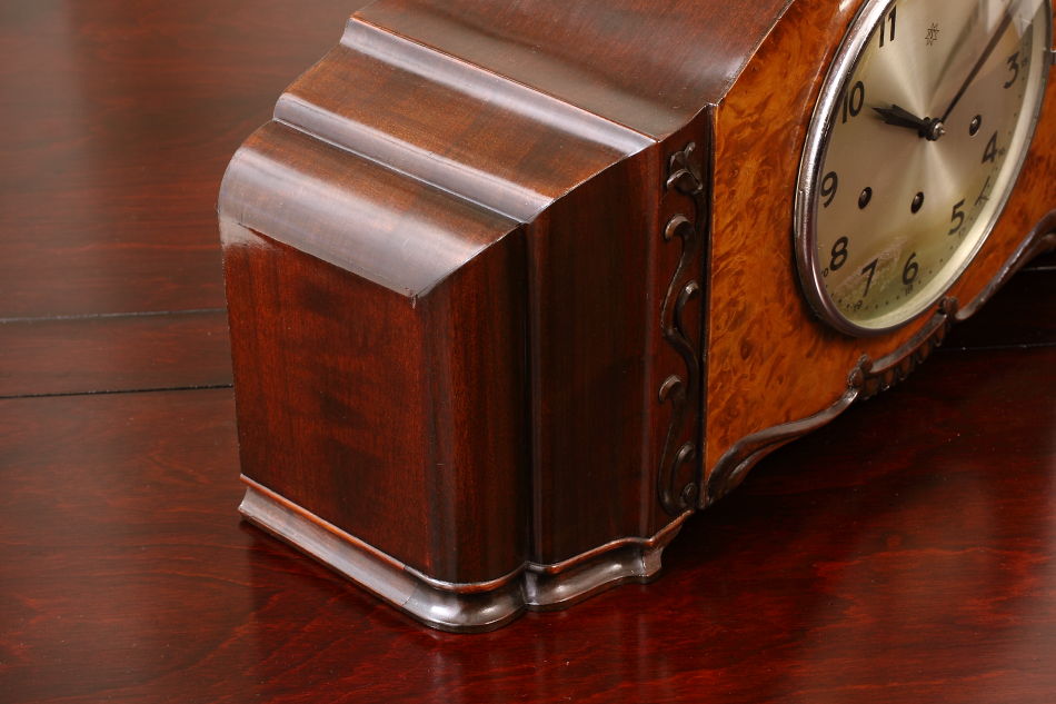 ユンハンスJunghans ウェストミンスターオールドマントルクロック