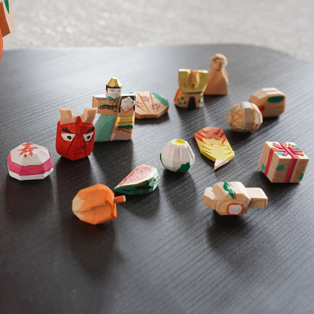 奈良一刀彫 月こよみ+鏡富士形敷板: インテリア・ライフスタイル