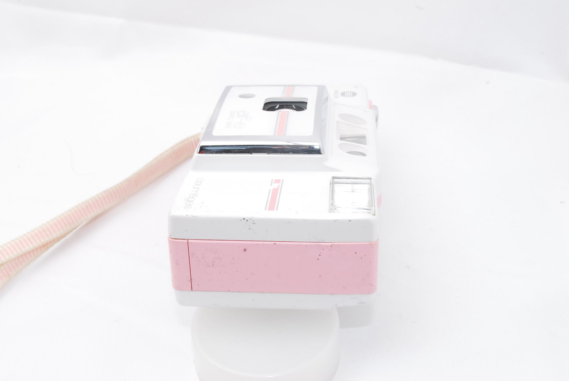 Minolta AF-E 35mm Courreges PINK Point & Shoot Film Camera #7546