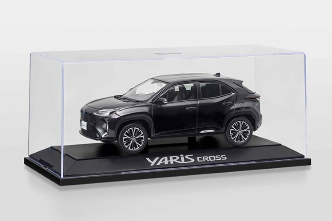 YARIS CROSS ホワイト 1/30ミニカーダイキャスト Amazon | 1/30 トヨタ