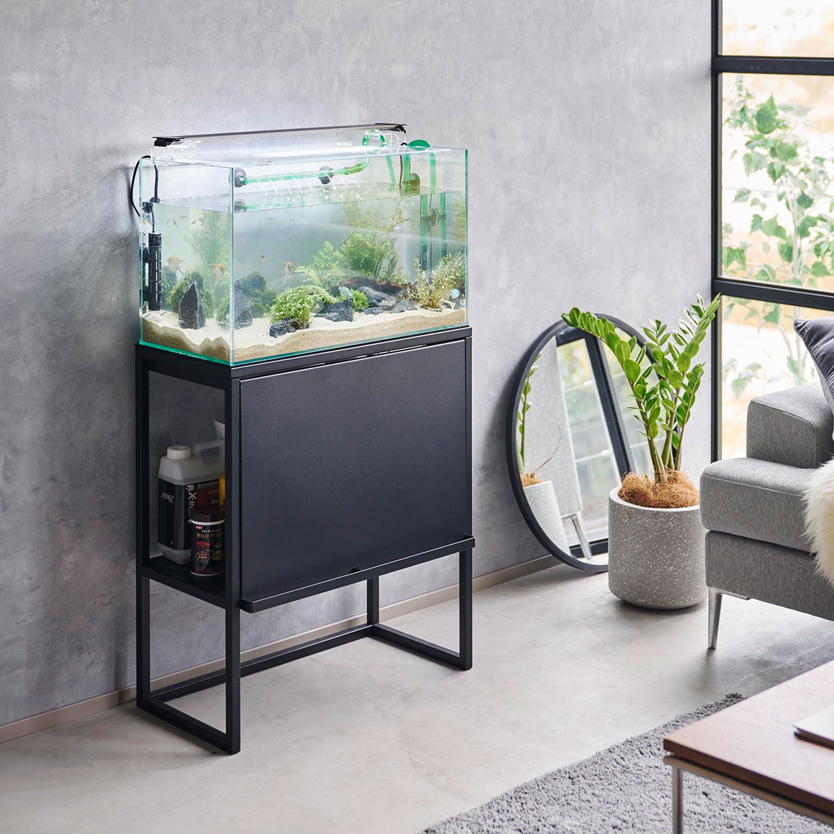 古い ブリキの水槽 ディスプレイに アンティークブリキ水槽