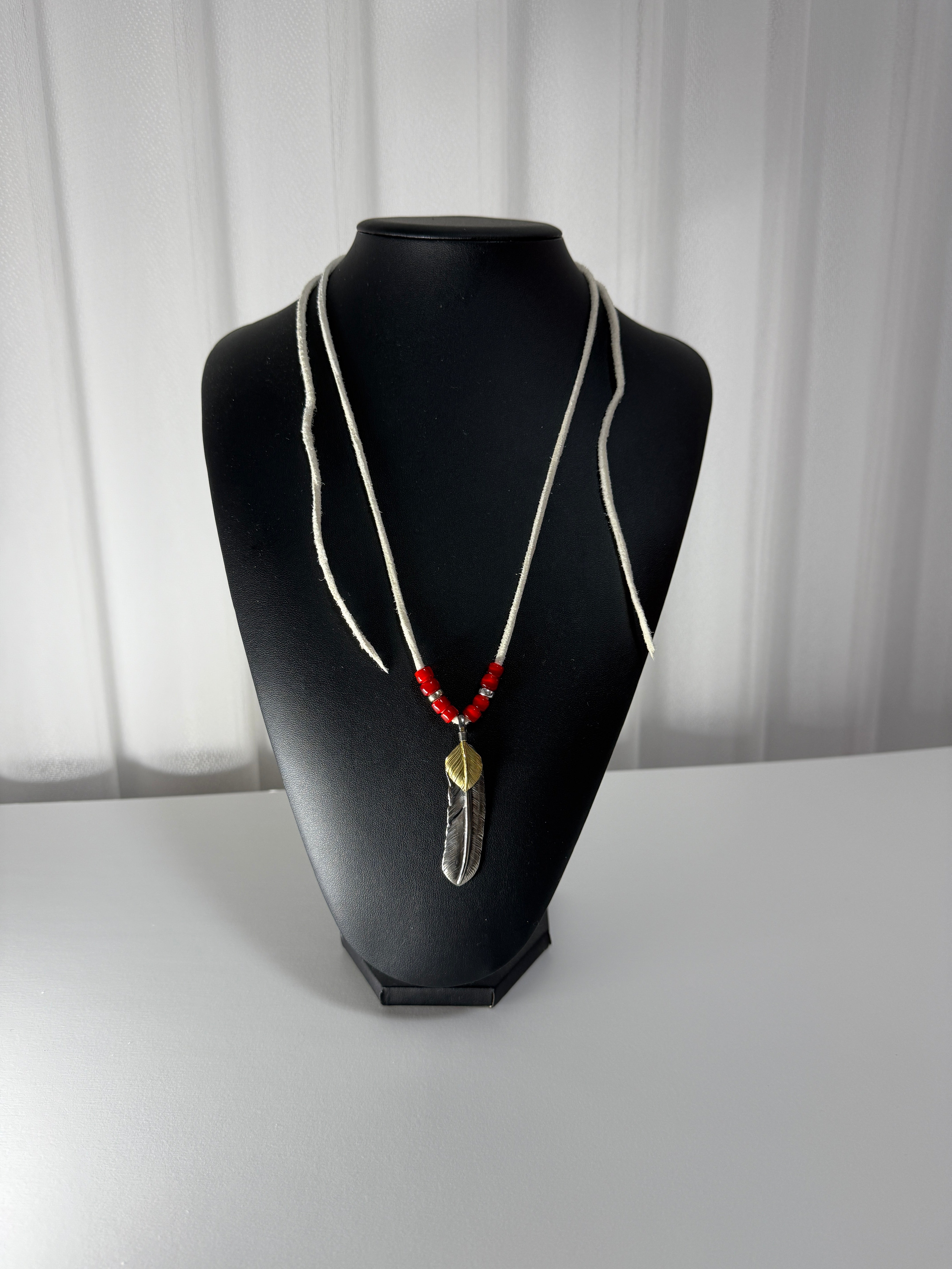 ゴローズ goro's 上金特大フェザー 鹿紐ビーズカスタム ゴローズ 上金