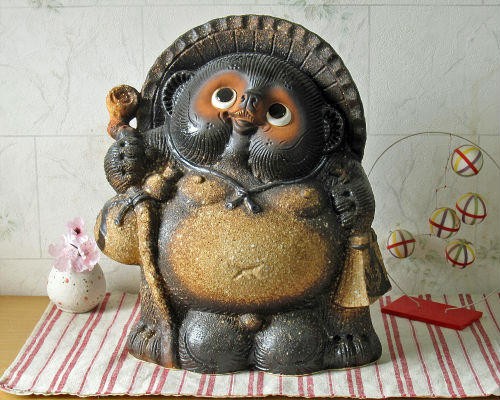 信楽焼 狸 置物 古信楽 杖 たぬきの置物 10号 (名入れも可) 玄関 狸