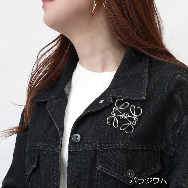 LOEWE（ロエベ） [新品/ラッピング済] ブローチ アナグラム ゴールド