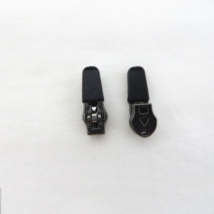 ファスナースライダー ) Soft Black Stopper（ソフトブラック