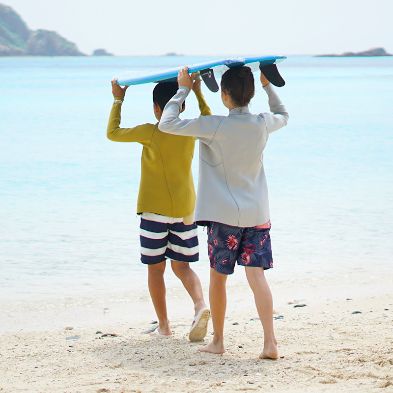 Hele i Waho（ヘレイワホ） サーフパンツ キッズ用 水陸両用パンツ