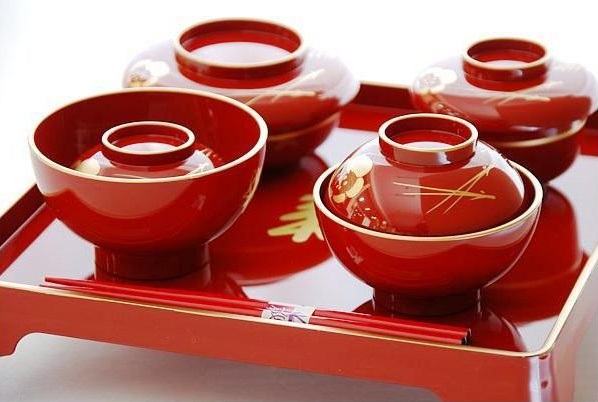 和食器 初膳セット 朱色 黒色 日本製 お食い初め 百日御祝い 初膳食器