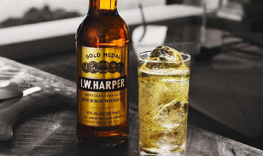 I.W.HARPER ウイスキー IWハーパー ゴールドメダル 40度 正規 箱なし