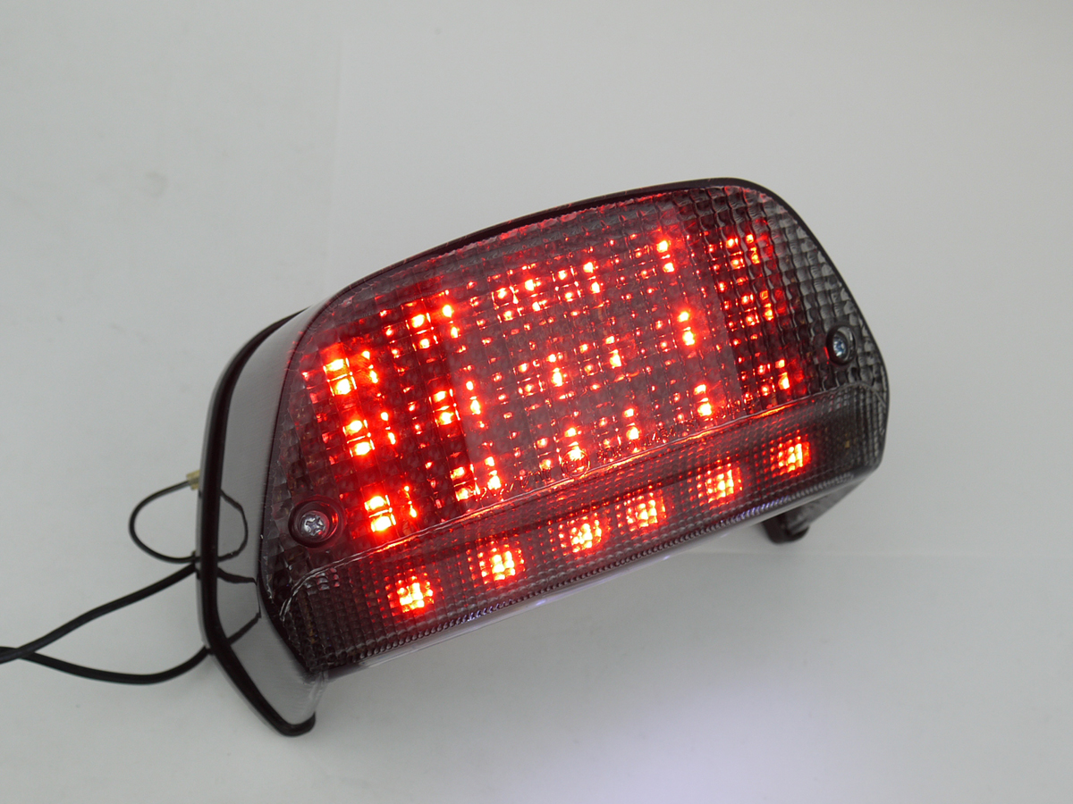 ゼファーχ用 LEDテールランプ スモークレンズ 96- Eマーク付きポン付け