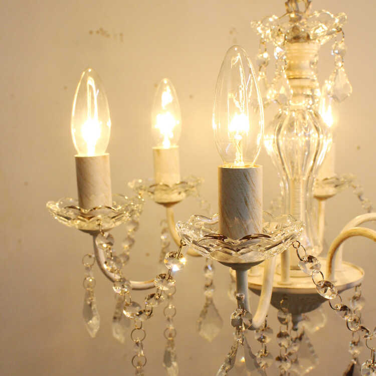 シャンデリア ホワイト 6灯 4畳 6畳 LED対応 かわいい アンティーク