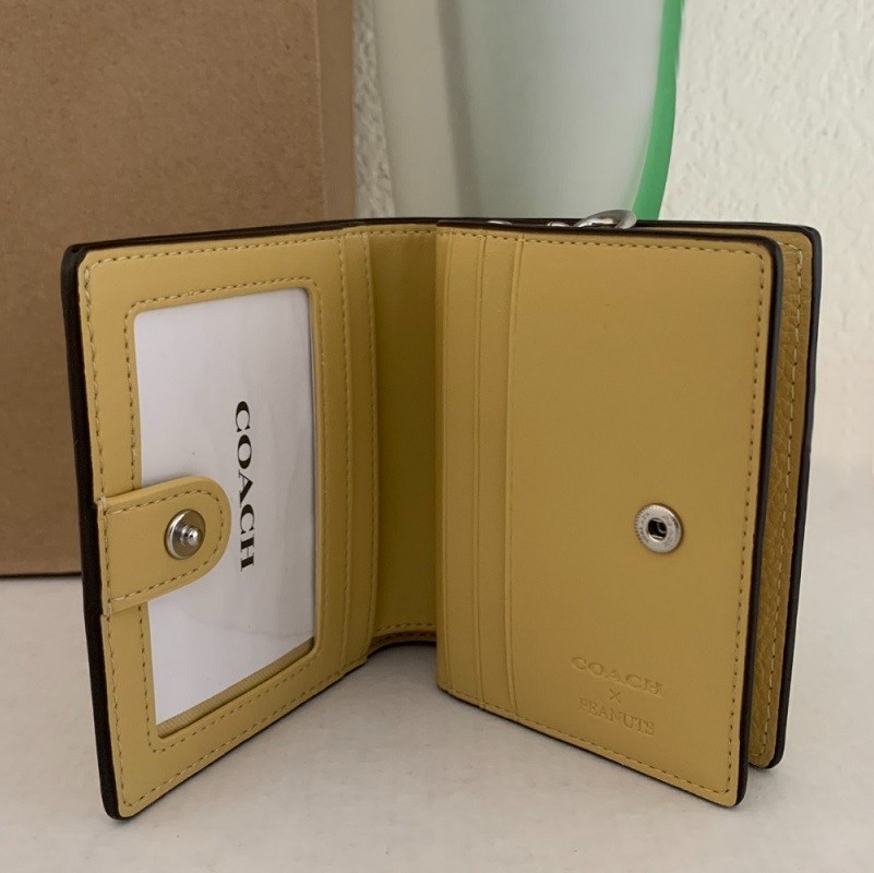 COACH（コーチ） X ピーナッツ コラボ 2025新作 チャーリー ブラウン