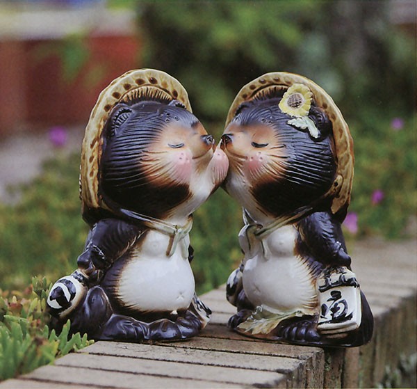 信楽焼 たぬき 狸 置き物 インテリア オブジェ 家具 陶器製 商売繁盛