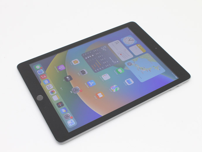 iPad 第5世代 WiFiモデル 32GB MP2F2J/A スペースグレイ 9.7インチ