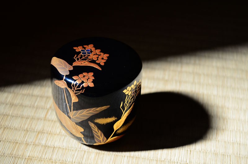 茶道具 棗 出口幸甫作 菜の花蒔絵 中棗 木製・本漆塗・切合口 : 茶道具