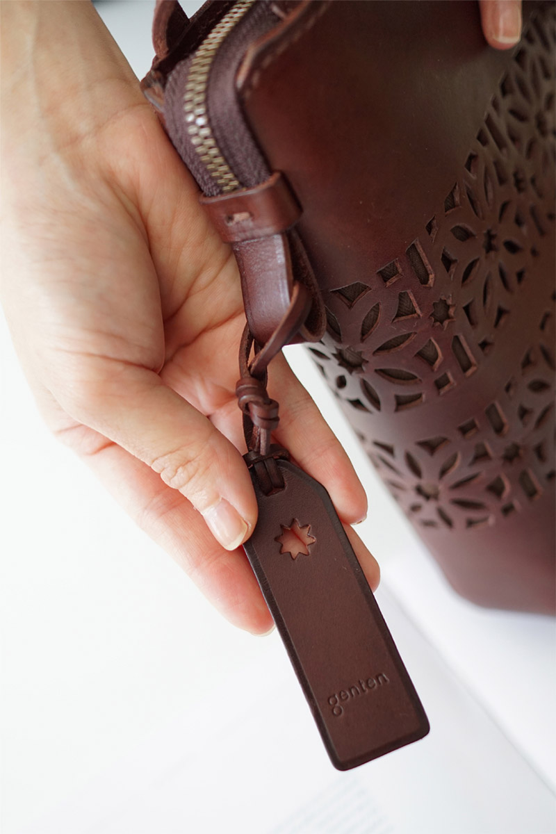 genten（ゲンテン） ボールドカットワーク ショルダーバッグ 43737