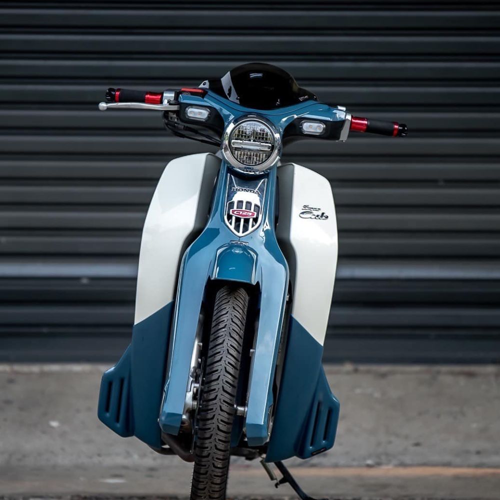 MotolordD ホンダ スーパーカブC125用メーターバイザー フロント