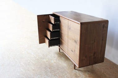 大川家具 サイドボード 幅121cm ウォールナット オーク 節あり木目 角