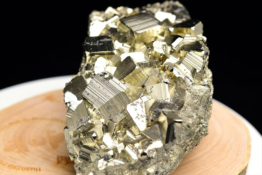 パイライト AAAAA 黄鉄鉱 クラスター (約1260g) CUBO Huanzala 極上の